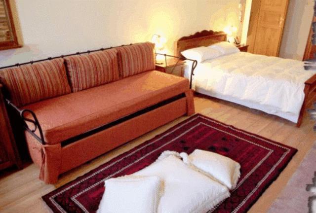 Nimbus Guesthouse Sidhirokhorion ภายนอก รูปภาพ